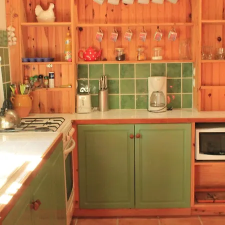 Inviting 3-bed House In Biron
